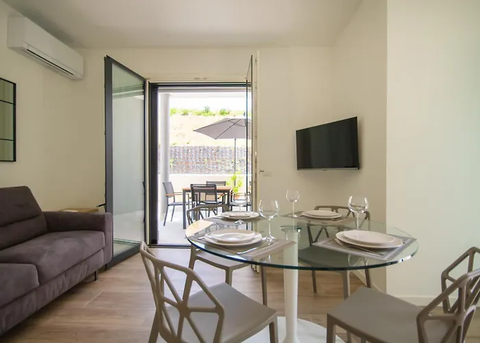 Oliveto 24 Appartamento